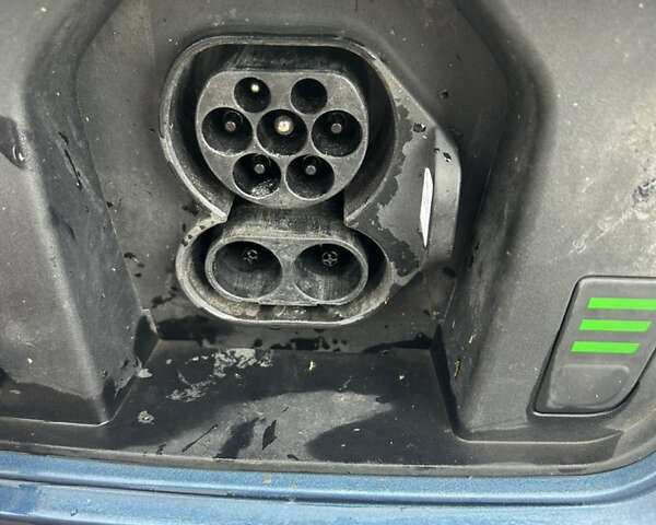 Киа Niro 2023 в Житомире на Automoto.ua Синий Киа Niro, объемом двигателя 0 л и пробегом 45 тыс. км за 22500 $, фото 18 на Automoto.ua