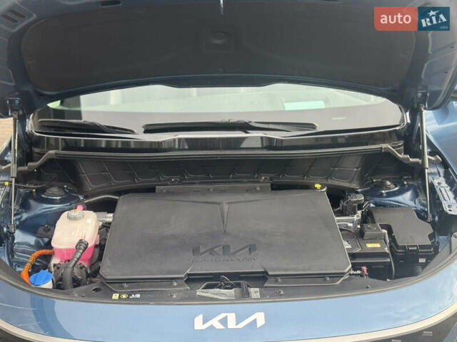 Синий Киа Niro, объемом двигателя 0 л и пробегом 18 тыс. км за 27400 $, фото 42 на Automoto.ua