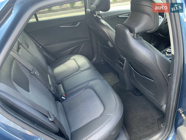 Синій Кіа Niro, об'ємом двигуна 0 л та пробігом 137 тис. км за 20500 $, фото 27 на Automoto.ua