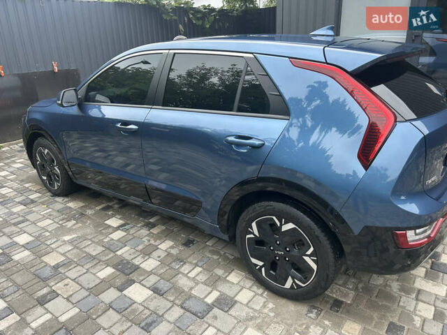 Киа Niro 2023 в Житомире на Automoto.ua Синий Киа Niro, объемом двигателя 0 л и пробегом 45 тыс. км за 22500 $, фото 3 на Automoto.ua