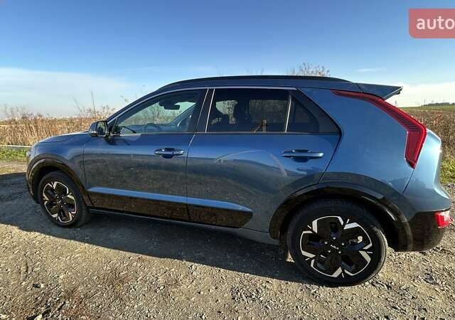Синий Киа Niro, объемом двигателя 0 л и пробегом 66 тыс. км за 23500 $, фото 3 на Automoto.ua