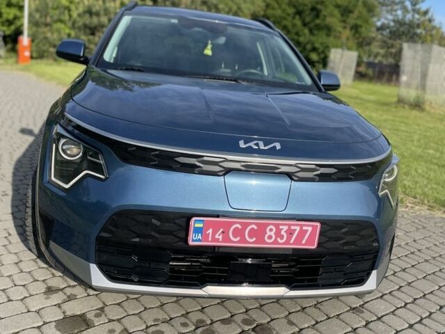 Синий Киа Niro, объемом двигателя 0 л и пробегом 106 тыс. км за 21000 $, фото 2 на Automoto.ua