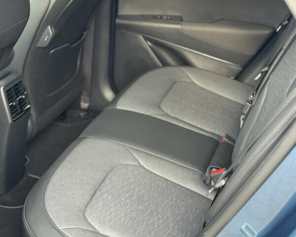 Синий Киа Niro, объемом двигателя 0 л и пробегом 18 тыс. км за 27400 $, фото 69 на Automoto.ua
