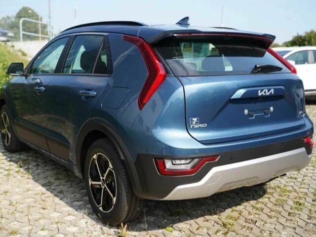 Синій Кіа Niro, об'ємом двигуна 1.6 л та пробігом 40 тис. км за 17000 $, фото 4 на Automoto.ua