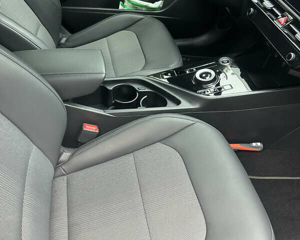 Киа Niro 2023 в Житомире на Automoto.ua Синий Киа Niro, объемом двигателя 0 л и пробегом 45 тыс. км за 22500 $, фото 6 на Automoto.ua