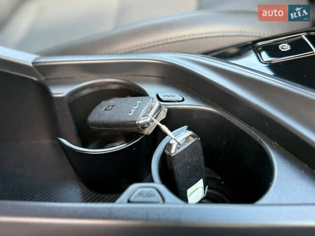 Синий Киа Niro, объемом двигателя 0 л и пробегом 108 тыс. км за 22350 $, фото 82 на Automoto.ua