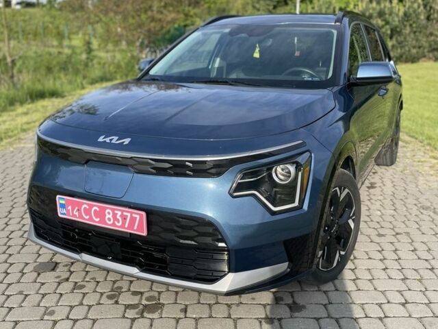Синий Киа Niro, объемом двигателя 0 л и пробегом 106 тыс. км за 21000 $, фото 1 на Automoto.ua