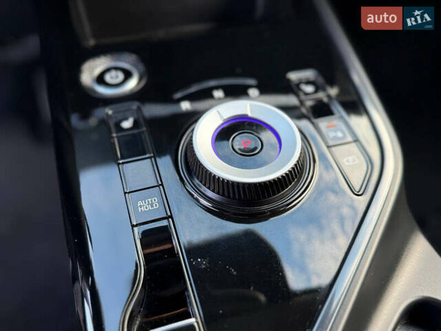 Синий Киа Niro, объемом двигателя 0 л и пробегом 108 тыс. км за 22350 $, фото 58 на Automoto.ua