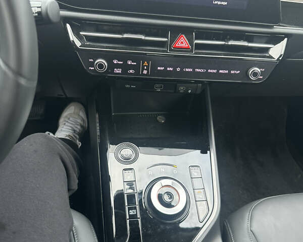 Синий Киа Niro, объемом двигателя 0 л и пробегом 48 тыс. км за 23850 $, фото 50 на Automoto.ua
