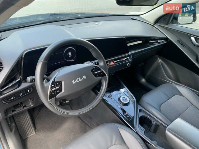 Синій Кіа Niro, об'ємом двигуна 0 л та пробігом 137 тис. км за 20500 $, фото 19 на Automoto.ua