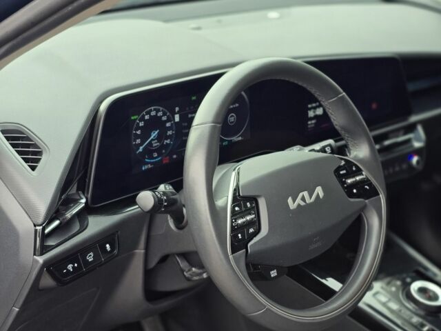 Синій Кіа Niro, об'ємом двигуна 0 л та пробігом 170 тис. км за 19999 $, фото 5 на Automoto.ua