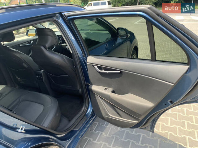Синій Кіа Niro, об'ємом двигуна 0 л та пробігом 137 тис. км за 20500 $, фото 28 на Automoto.ua