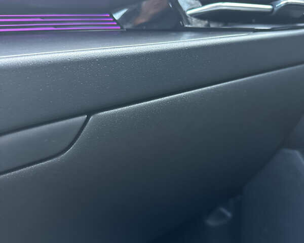 Синій Кіа Niro, об'ємом двигуна 0 л та пробігом 114 тис. км за 24800 $, фото 46 на Automoto.ua