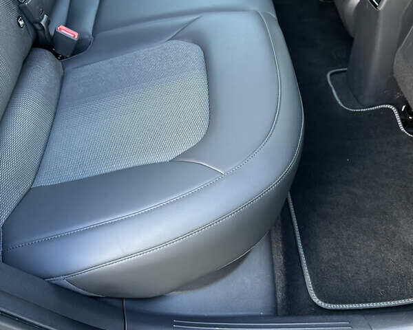 Синій Кіа Niro, об'ємом двигуна 0 л та пробігом 114 тис. км за 24800 $, фото 38 на Automoto.ua