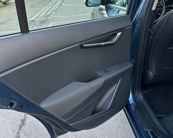 Синій Кіа Niro, об'ємом двигуна 0 л та пробігом 114 тис. км за 24800 $, фото 41 на Automoto.ua