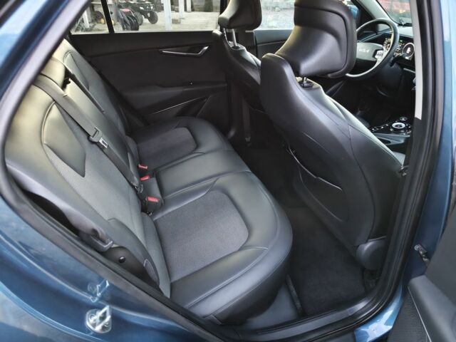 Синий Киа Niro, объемом двигателя 0 л и пробегом 106 тыс. км за 21000 $, фото 21 на Automoto.ua