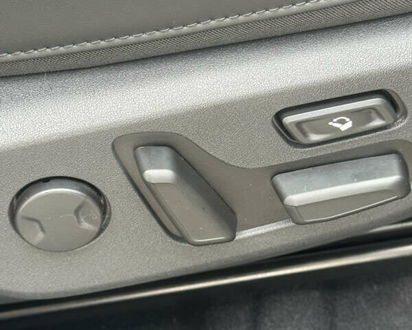 Синий Киа Niro, объемом двигателя 0 л и пробегом 18 тыс. км за 27400 $, фото 62 на Automoto.ua