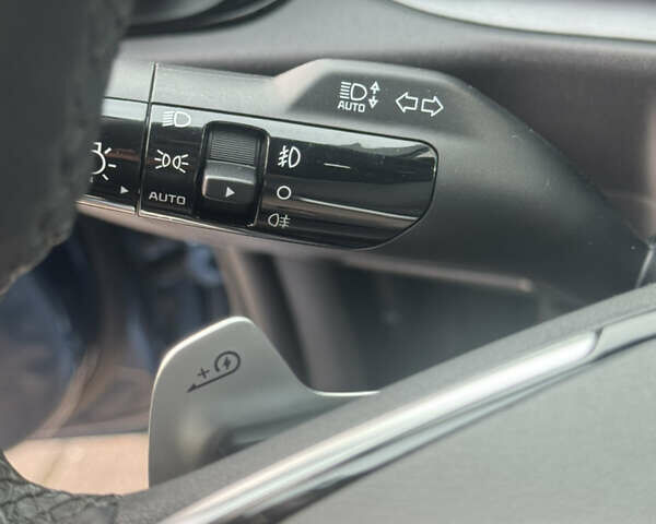 Синий Киа Niro, объемом двигателя 0 л и пробегом 18 тыс. км за 27400 $, фото 50 на Automoto.ua