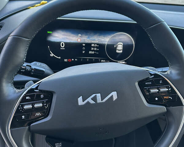 Синій Кіа Niro, об'ємом двигуна 0 л та пробігом 114 тис. км за 24800 $, фото 22 на Automoto.ua