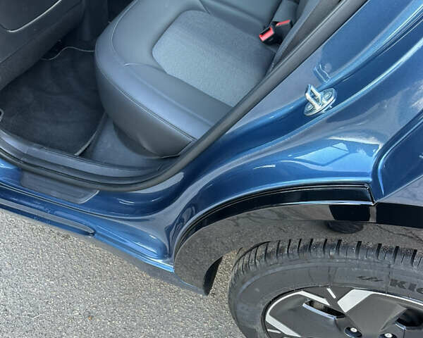 Синій Кіа Niro, об'ємом двигуна 0 л та пробігом 114 тис. км за 24800 $, фото 31 на Automoto.ua