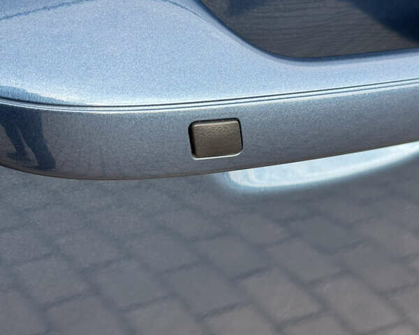 Синий Киа Niro, объемом двигателя 0 л и пробегом 18 тыс. км за 27400 $, фото 25 на Automoto.ua