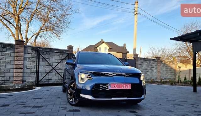 Синій Кіа Niro, об'ємом двигуна 0 л та пробігом 102 тис. км за 21400 $, фото 3 на Automoto.ua