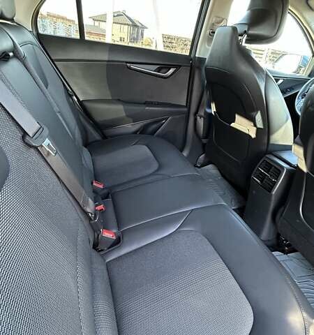 Синий Киа Niro, объемом двигателя 0 л и пробегом 66 тыс. км за 23500 $, фото 8 на Automoto.ua