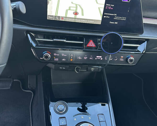 Синій Кіа Niro, об'ємом двигуна 0 л та пробігом 114 тис. км за 24800 $, фото 20 на Automoto.ua