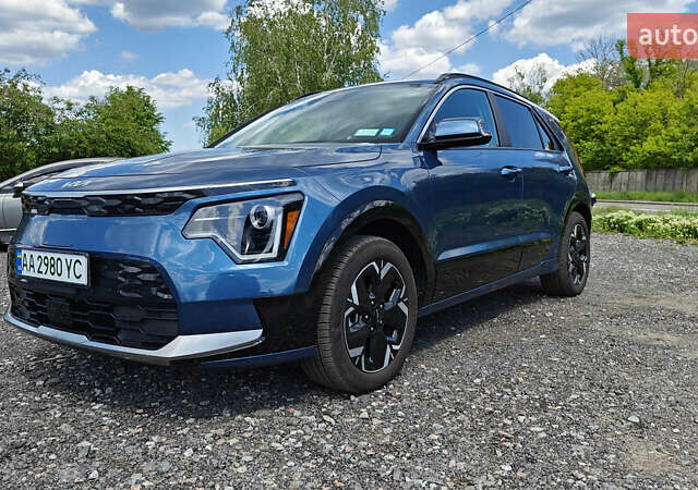 Синий Киа Niro, объемом двигателя 0 л и пробегом 7 тыс. км за 23900 $, фото 2 на Automoto.ua
