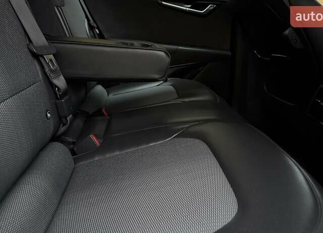 Синій Кіа Niro, об'ємом двигуна 0 л та пробігом 59 тис. км за 24950 $, фото 71 на Automoto.ua