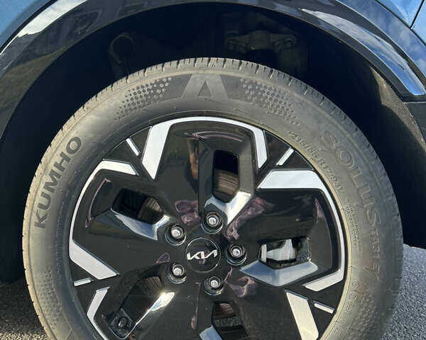 Синій Кіа Niro, об'ємом двигуна 0 л та пробігом 14 тис. км за 25100 $, фото 23 на Automoto.ua
