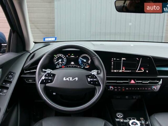 Синій Кіа Niro, об'ємом двигуна 0 л та пробігом 81 тис. км за 20800 $, фото 23 на Automoto.ua