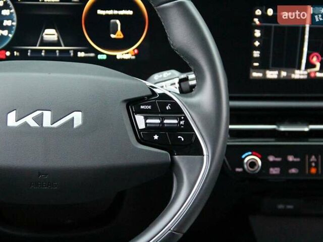 Синій Кіа Niro, об'ємом двигуна 0 л та пробігом 81 тис. км за 20800 $, фото 24 на Automoto.ua