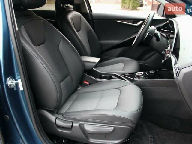 Синій Кіа Niro, об'ємом двигуна 0 л та пробігом 81 тис. км за 20800 $, фото 20 на Automoto.ua