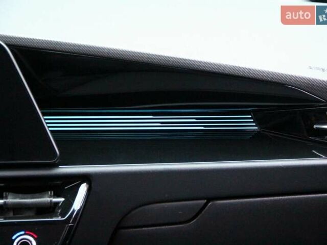 Синій Кіа Niro, об'ємом двигуна 0 л та пробігом 81 тис. км за 20800 $, фото 33 на Automoto.ua