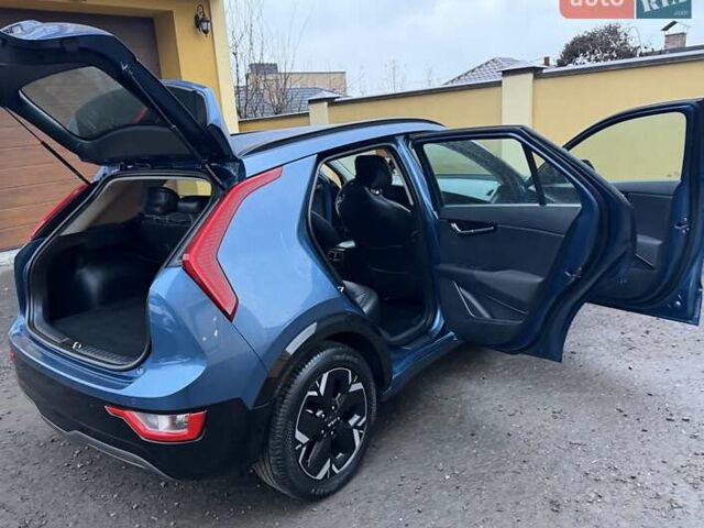 Синій Кіа Niro, об'ємом двигуна 0 л та пробігом 59 тис. км за 24950 $, фото 42 на Automoto.ua
