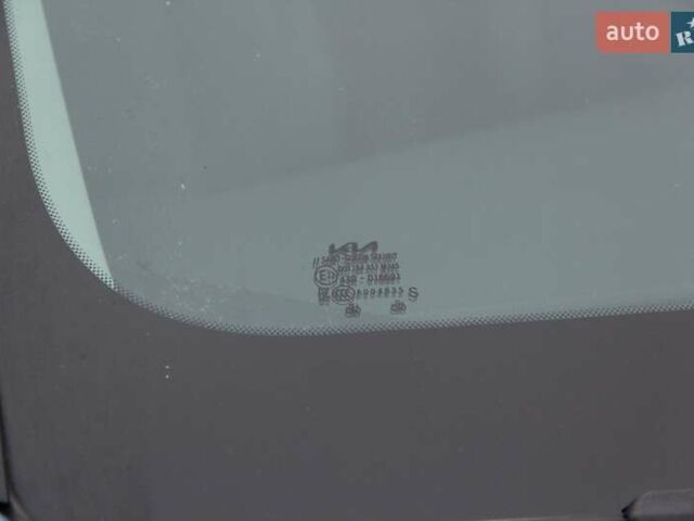 Синій Кіа Niro, об'ємом двигуна 0 л та пробігом 81 тис. км за 20800 $, фото 34 на Automoto.ua