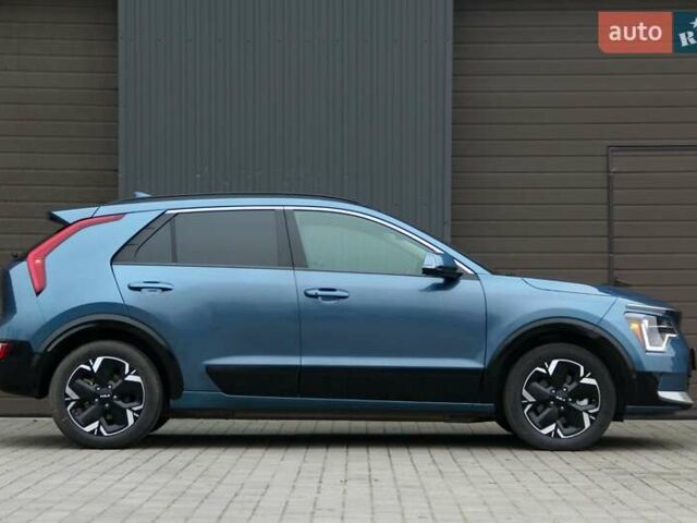 Синій Кіа Niro, об'ємом двигуна 0 л та пробігом 81 тис. км за 20800 $, фото 4 на Automoto.ua