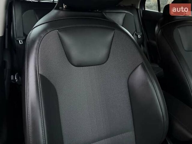 Синій Кіа Niro, об'ємом двигуна 0 л та пробігом 59 тис. км за 24950 $, фото 82 на Automoto.ua