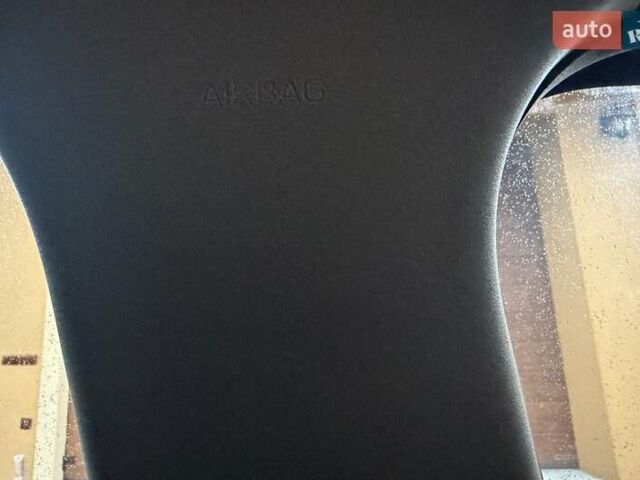 Синій Кіа Niro, об'ємом двигуна 0 л та пробігом 59 тис. км за 24950 $, фото 54 на Automoto.ua