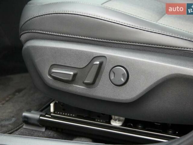 Синій Кіа Niro, об'ємом двигуна 0 л та пробігом 81 тис. км за 20800 $, фото 19 на Automoto.ua