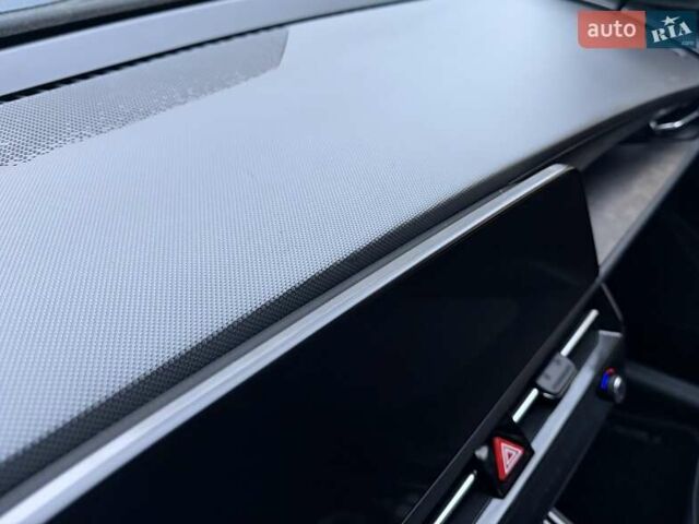 Синій Кіа Niro, об'ємом двигуна 0 л та пробігом 59 тис. км за 24950 $, фото 59 на Automoto.ua