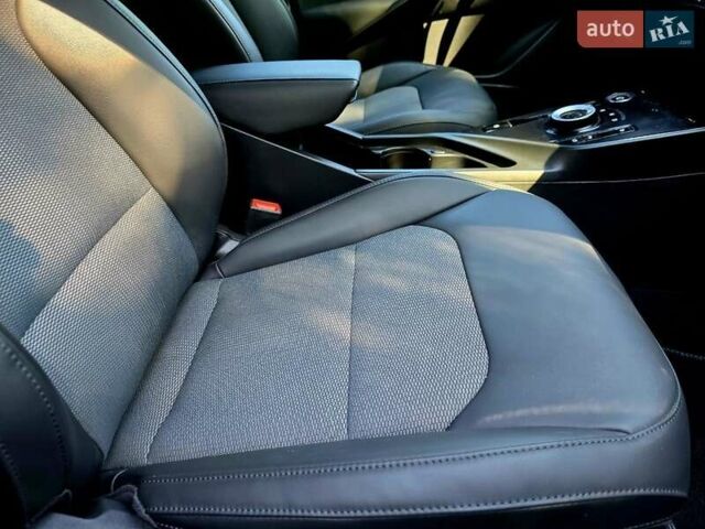 Синій Кіа Niro, об'ємом двигуна 0 л та пробігом 19 тис. км за 24900 $, фото 33 на Automoto.ua