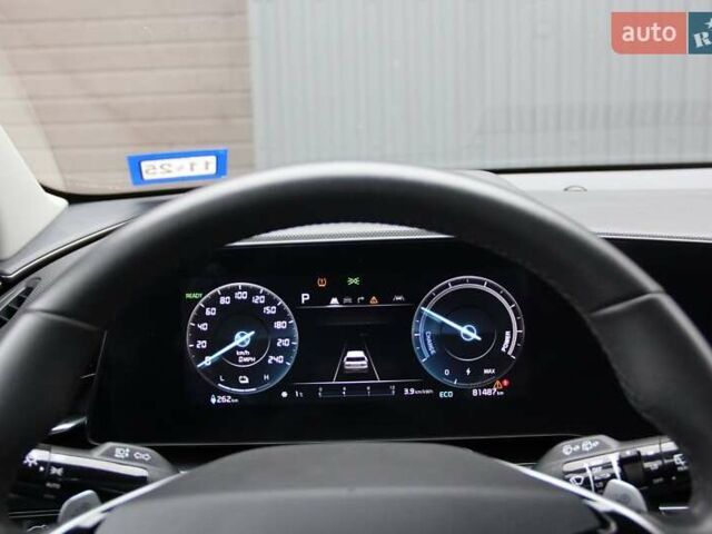 Синій Кіа Niro, об'ємом двигуна 0 л та пробігом 81 тис. км за 20800 $, фото 28 на Automoto.ua