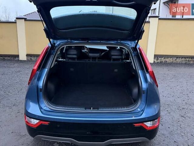 Синій Кіа Niro, об'ємом двигуна 0 л та пробігом 59 тис. км за 24950 $, фото 68 на Automoto.ua