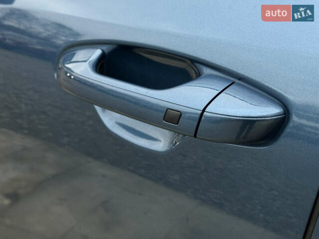 Синий Киа Niro, объемом двигателя 0 л и пробегом 46 тыс. км за 23999 $, фото 7 на Automoto.ua