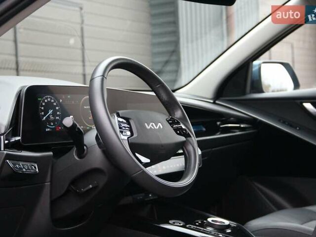 Синій Кіа Niro, об'ємом двигуна 0 л та пробігом 81 тис. км за 20800 $, фото 16 на Automoto.ua