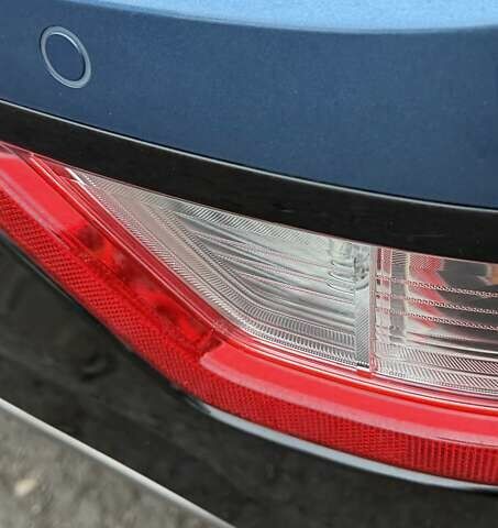 Синій Кіа Niro, об'ємом двигуна 0 л та пробігом 59 тис. км за 24950 $, фото 13 на Automoto.ua