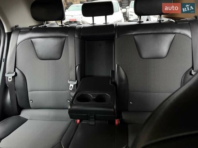 Синій Кіа Niro, об'ємом двигуна 0 л та пробігом 59 тис. км за 24950 $, фото 30 на Automoto.ua