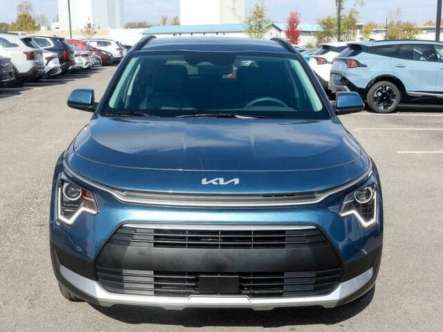 Синий Киа Niro, объемом двигателя 1.6 л и пробегом 10 тыс. км за 15000 $, фото 1 на Automoto.ua